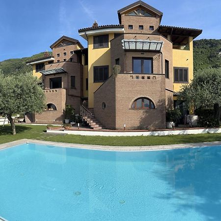 Villa C Luxury Estate SantʼAntonio Abate Zewnętrze zdjęcie
